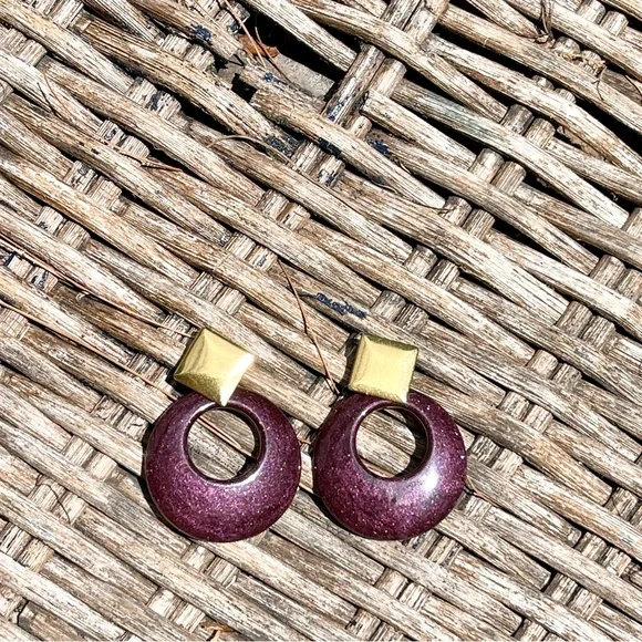 Resin Earrings - Picture 9 of 9